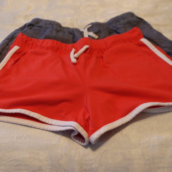 Set of Two Large Girls Pull On Elastic Waist Shorts Old Navy /Wonder Nation - Picture 1 of 16